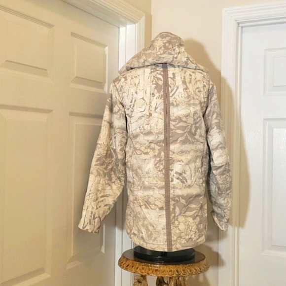 OberMeyer Ming ski and snowboarding jacket size 12 with pants size 8 - Picture 2 of 8